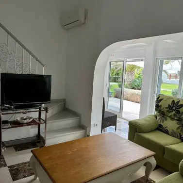 Short-term rent of detached villa in Estepona