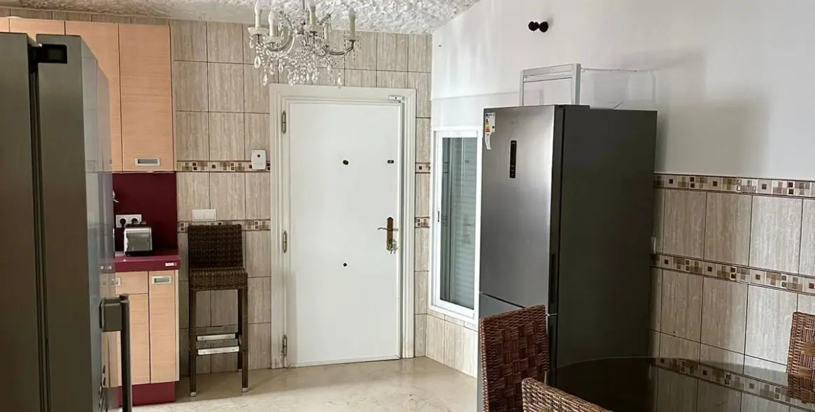 Short-term rent of detached villa in Estepona 5