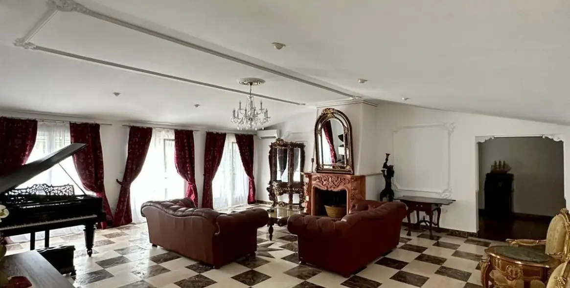 Short-term rent of detached villa in Estepona 6