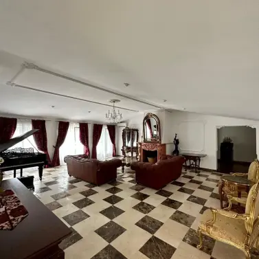 Short-term rent of detached villa in Estepona