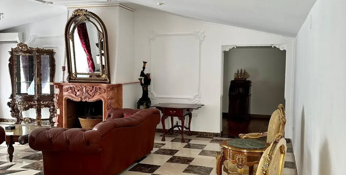 Short-term rent of detached villa in Estepona 11