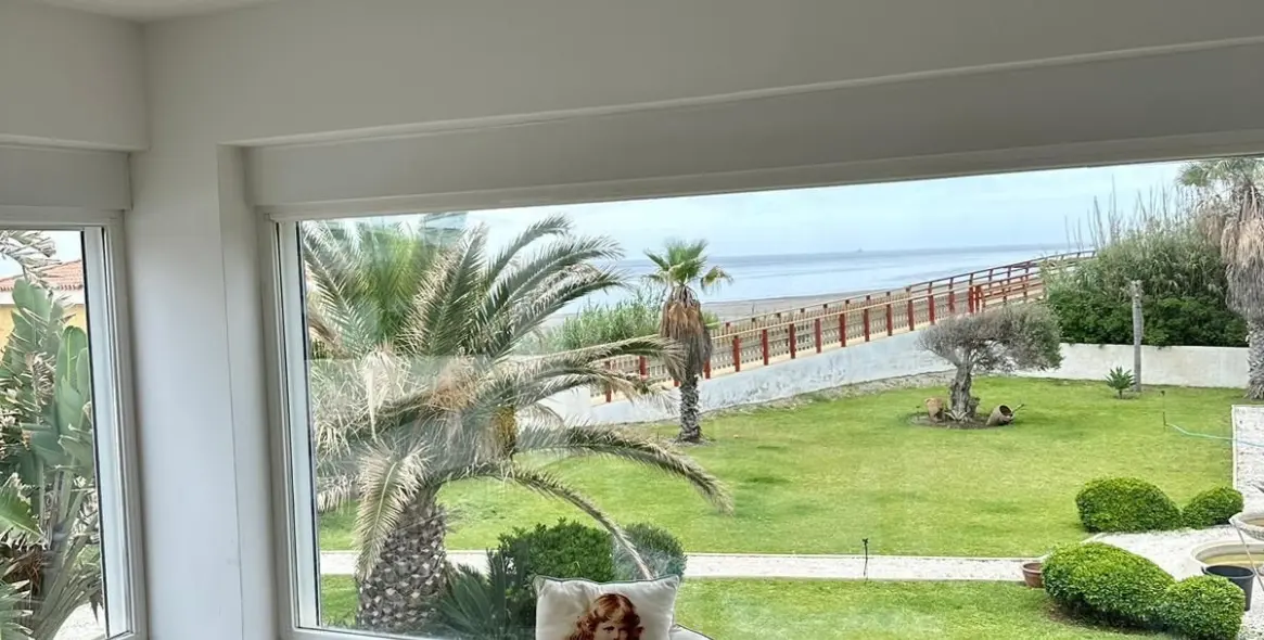 Short-term rent of detached villa in Estepona 15