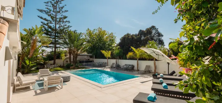 Long-term rent of detached villa in Costabella 2