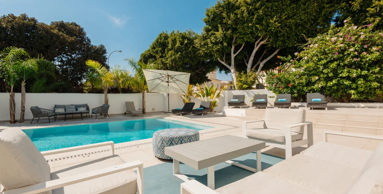 Alquiler a largo plazo de villa independiente en Costabella 54
