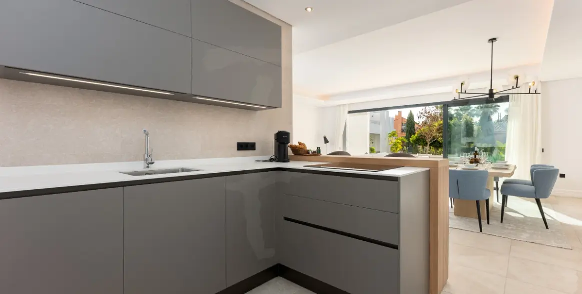 Short-term rent of semi-detached house in Nueva Andalucía 2