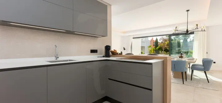 Short-term rent of semi-detached house in Nueva Andalucía 1