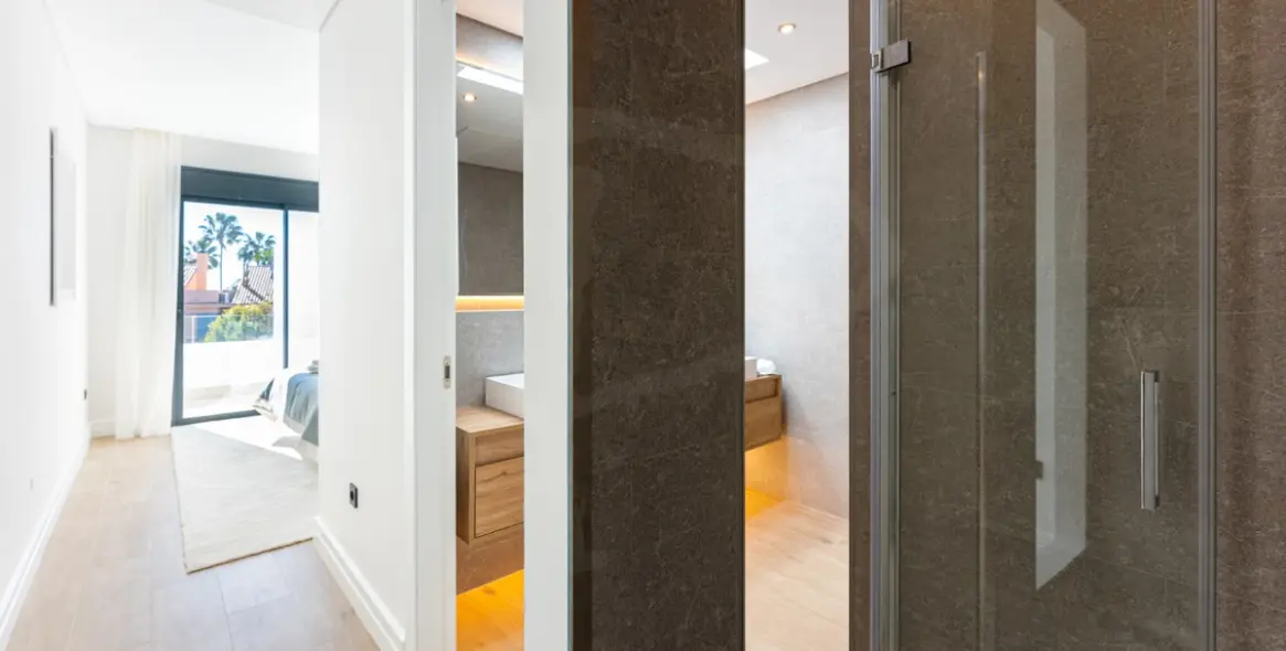 Short-term rent of semi-detached house in Nueva Andalucía 9