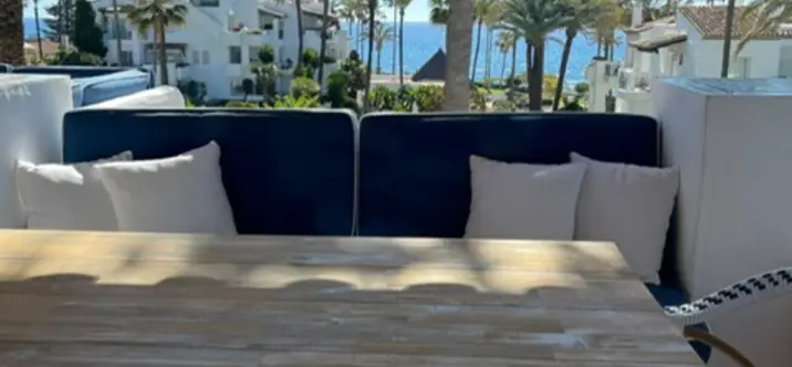 Short-term rent of middle floor apartment in Estepona 4