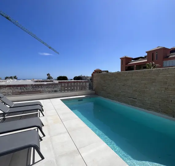 Краткосрочная аренда  отдельно стоящей виллы в Calahonda