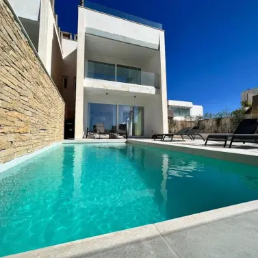 Short-term rent of detached villa in Calahonda