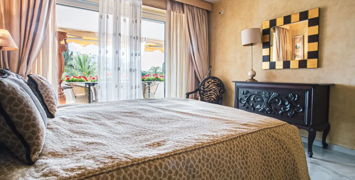 Short-term rent of middle floor apartment in Marbella 9