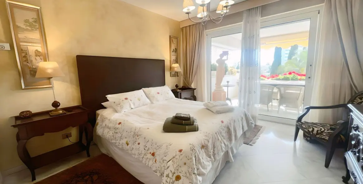 Short-term rent of middle floor apartment in Marbella 10
