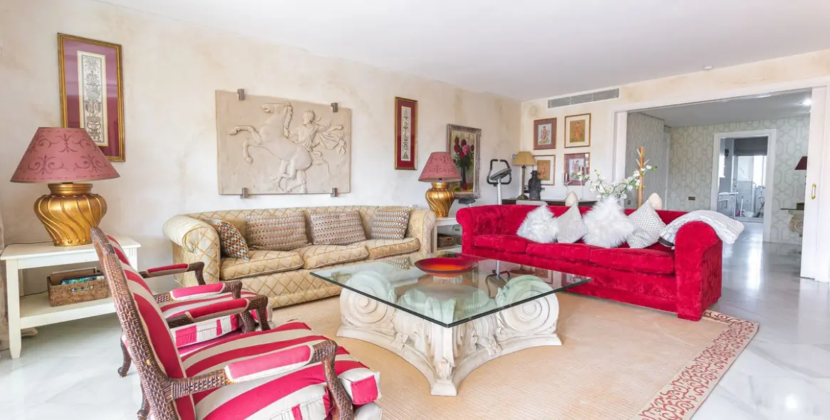 Short-term rent of middle floor apartment in Marbella 19
