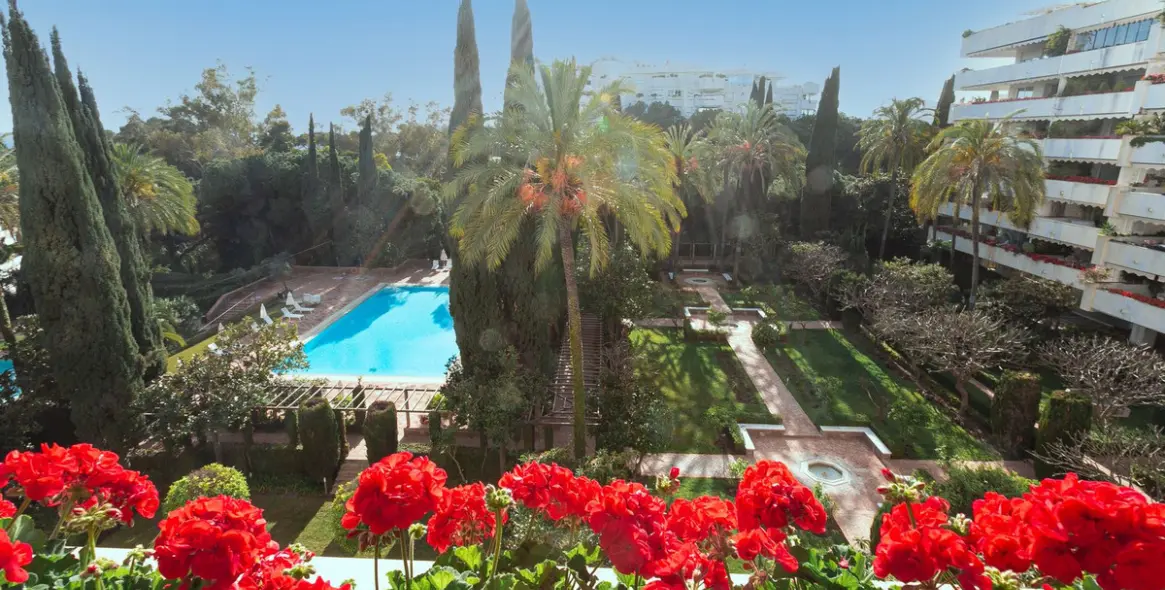 Short-term rent of middle floor apartment in Marbella 23