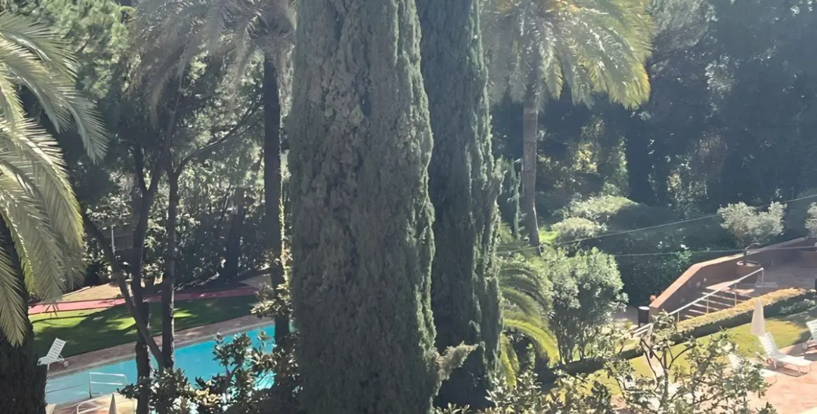 Short-term rent of middle floor apartment in Marbella 24