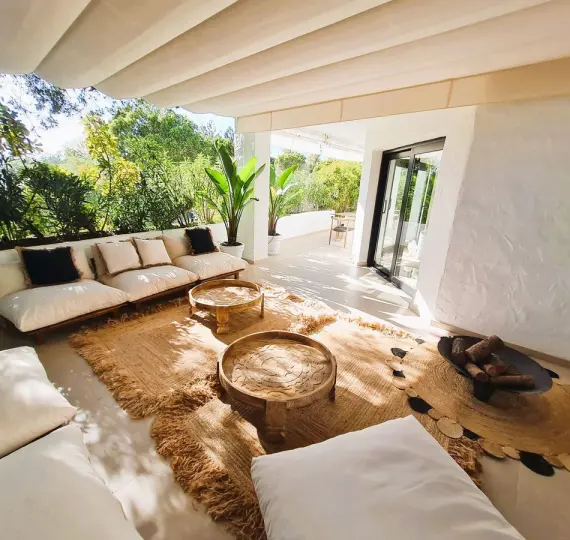 Short-term rent of middle floor apartment in The Golden Mile