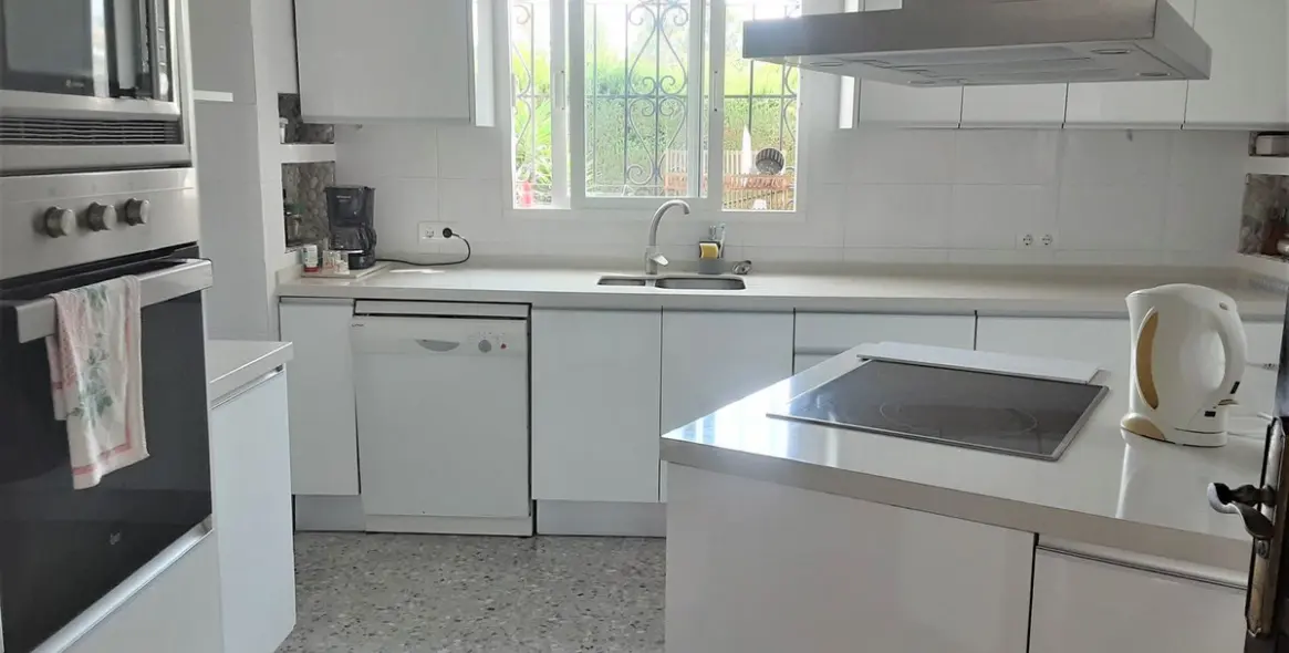 Short-term rent of detached villa in San Pedro de Alcántara 14