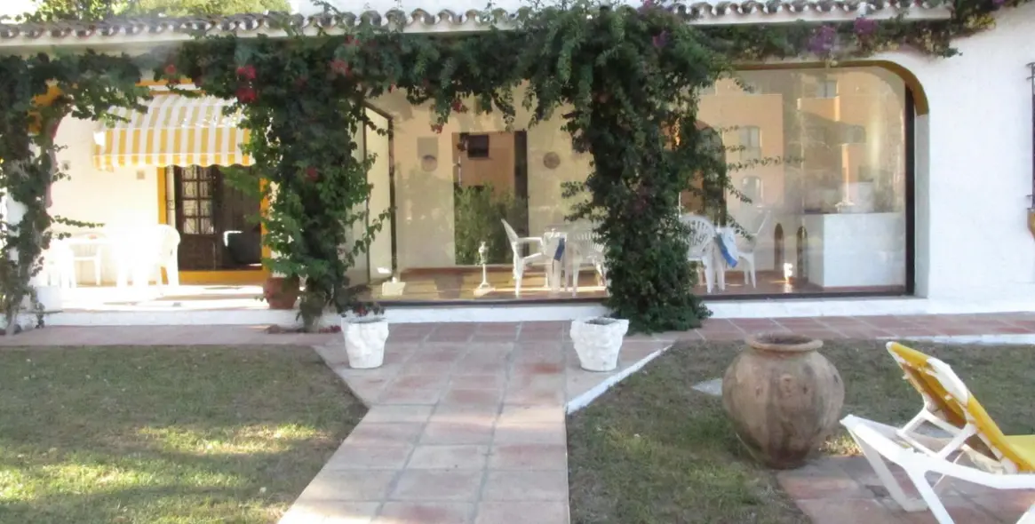 Краткосрочная аренда  отдельно стоящей виллы в San Pedro de Alcántara 5