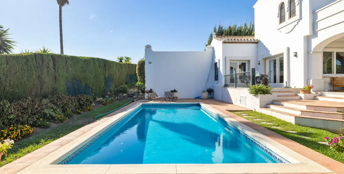 Краткосрочная аренда  отдельно стоящей виллы в Benahavís 3