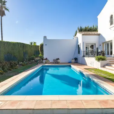 Alquiler a corto plazo de villa independiente en Benahavís