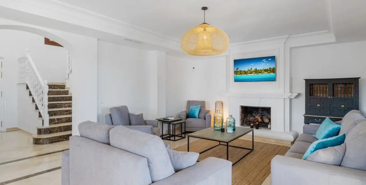 Краткосрочная аренда  отдельно стоящей виллы в Benahavís 9