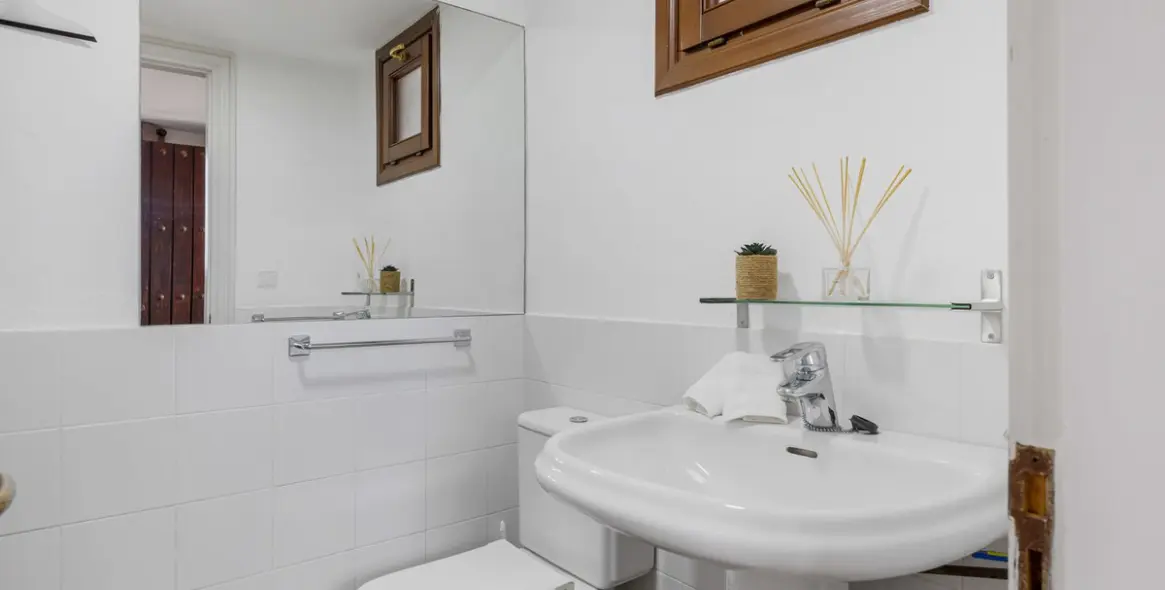 Краткосрочная аренда  отдельно стоящей виллы в Benahavís 43