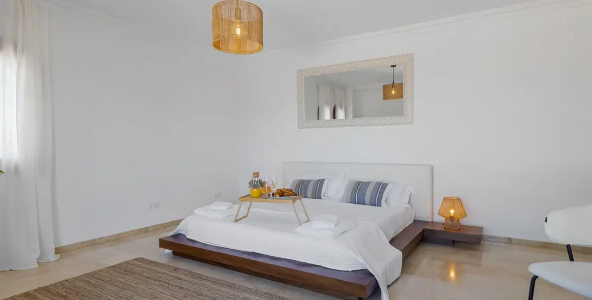 Краткосрочная аренда  отдельно стоящей виллы в Benahavís 48