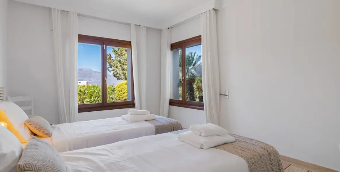 Краткосрочная аренда  отдельно стоящей виллы в Benahavís 54