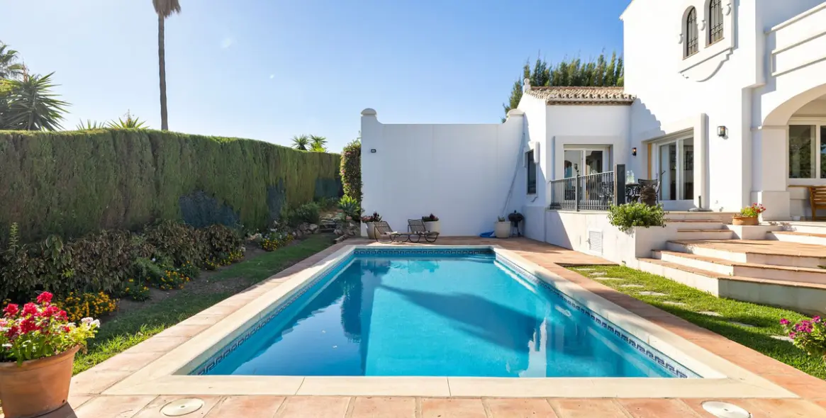 Краткосрочная аренда  отдельно стоящей виллы в Benahavís 92