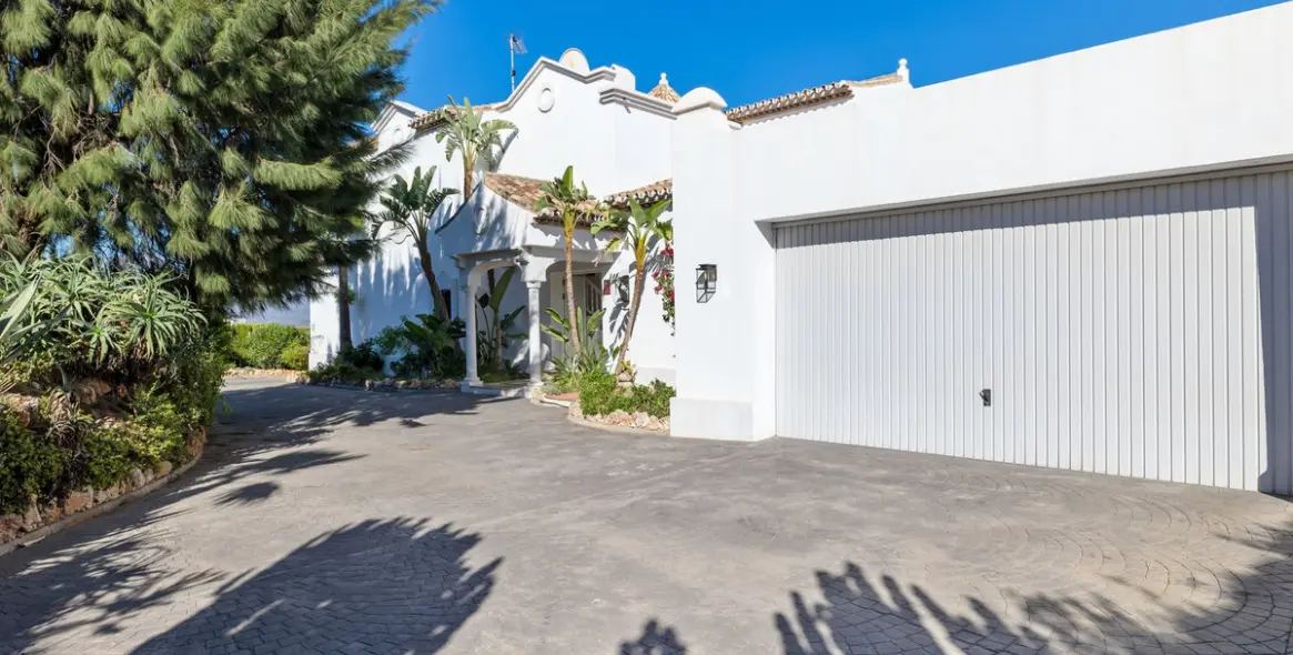 Краткосрочная аренда  отдельно стоящей виллы в Benahavís 100