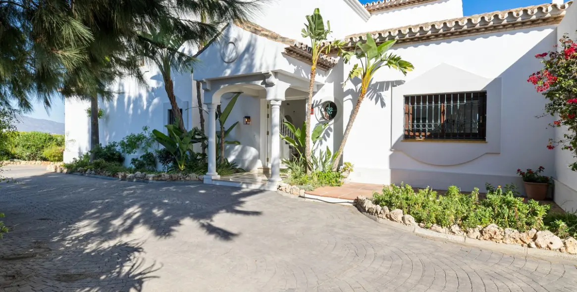 Краткосрочная аренда  отдельно стоящей виллы в Benahavís 110