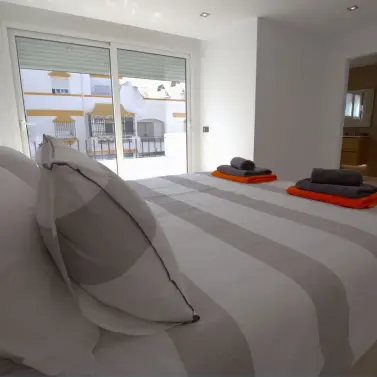 Short-term rent of townhouse in Marbella