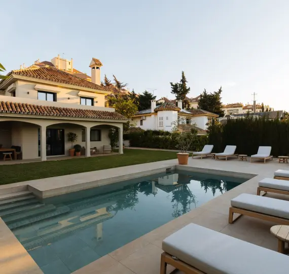 Short-term rent of detached villa in Marbella