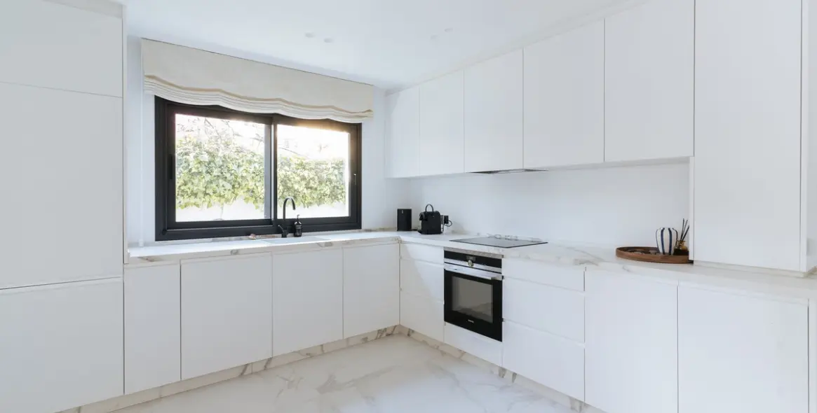 Short-term rent of detached villa in Marbella 3