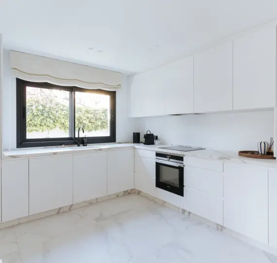 Short-term rent of detached villa in Marbella