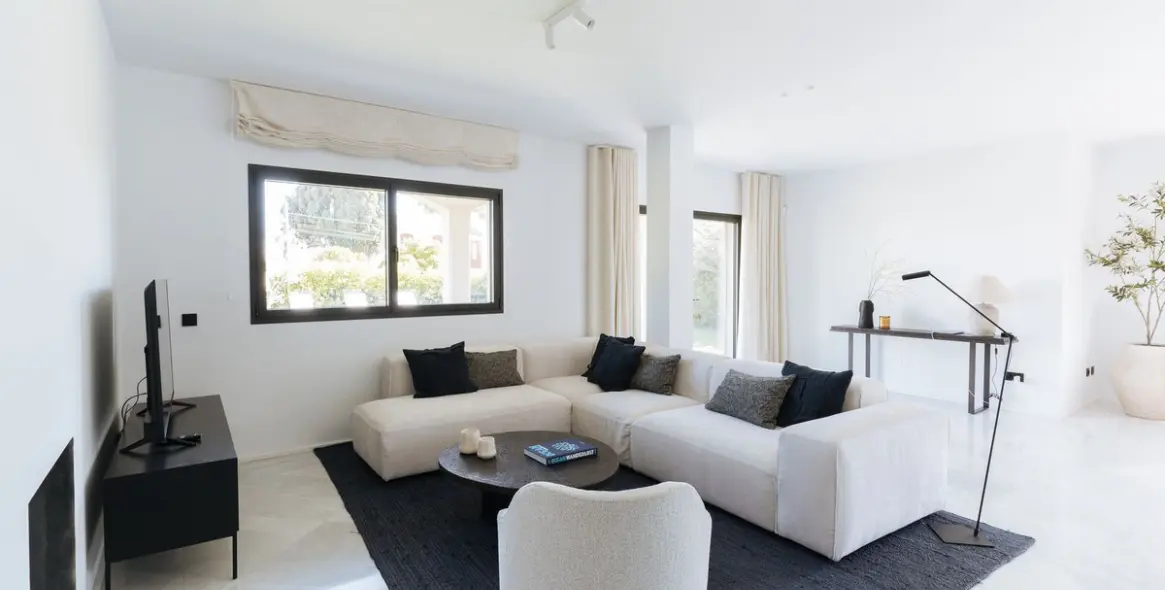 Краткосрочная аренда  отдельно стоящей виллы в Marbella 48