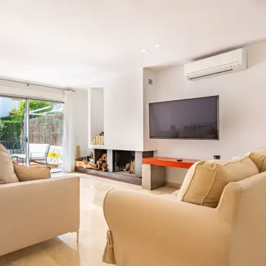 Short-term rent of townhouse in The Golden Mile