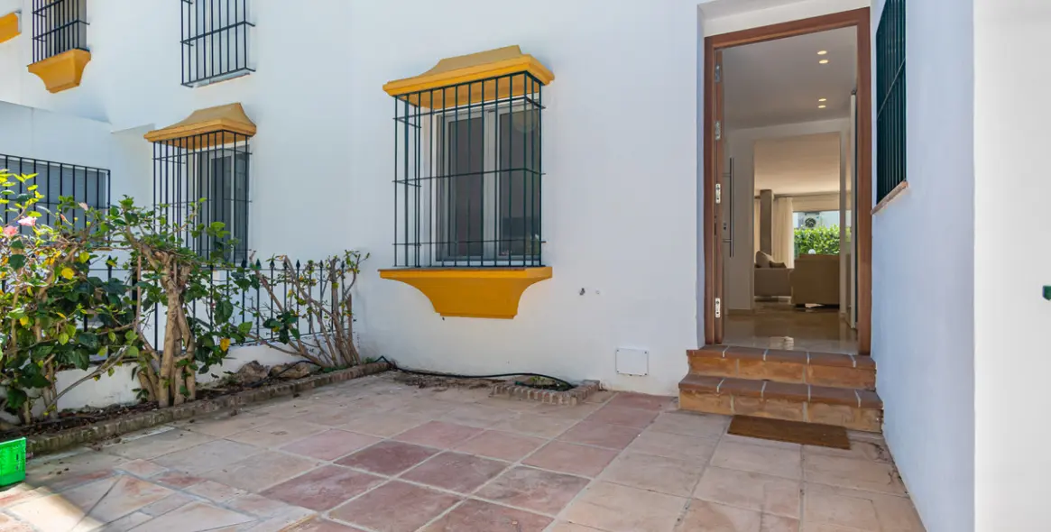 Краткосрочная аренда таунхауса в The Golden Mile 28