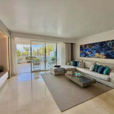 Short-term rent of middle floor apartment in The Golden Mile