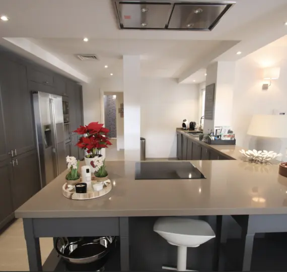 Краткосрочная аренда  отдельно стоящей виллы в Calahonda