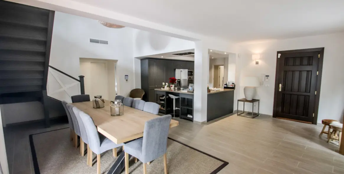 Краткосрочная аренда  отдельно стоящей виллы в Calahonda 8