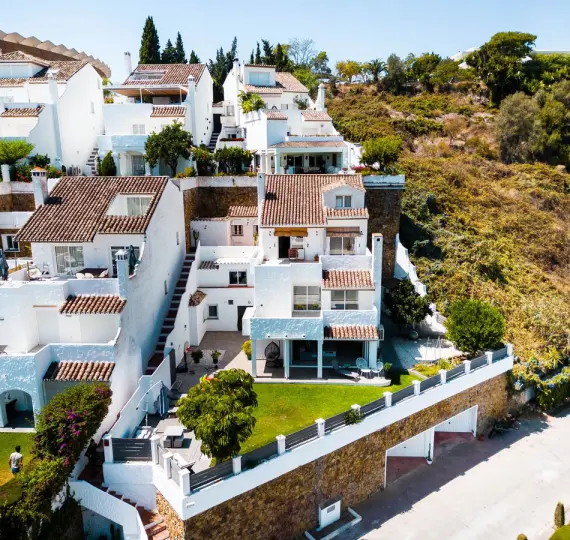 Short-term rent of townhouse in Marbella