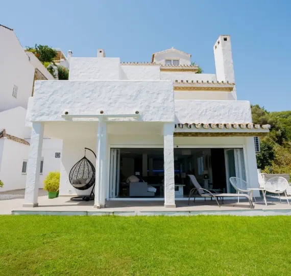 Short-term rent of townhouse in Marbella