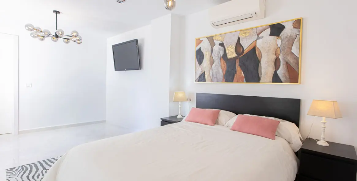 Short-term rent of townhouse in Marbella 40
