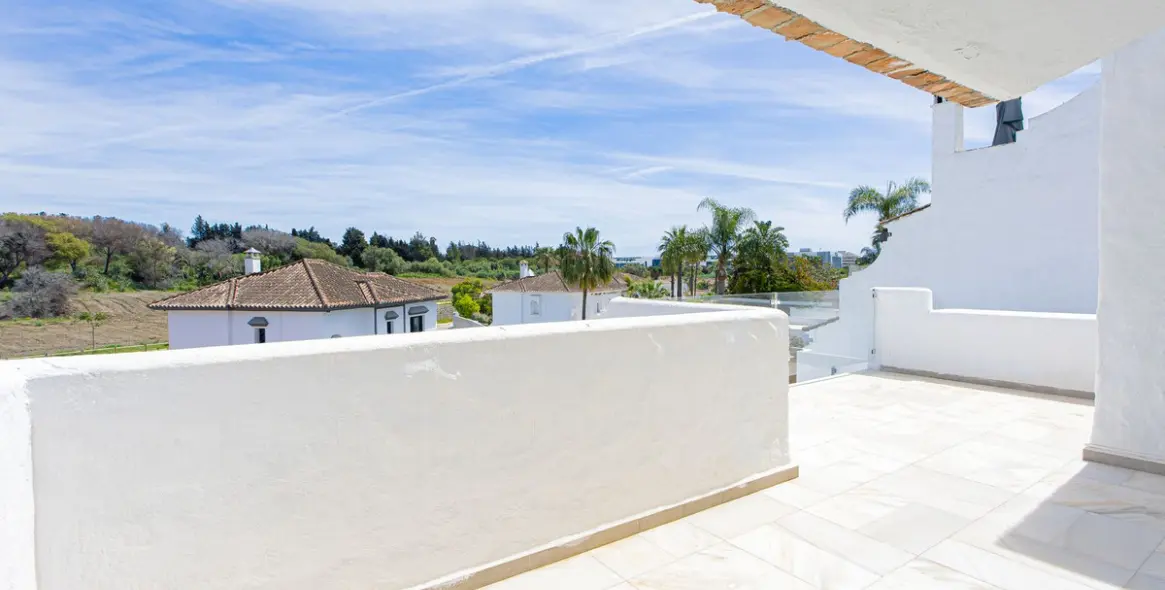 Short-term rent of townhouse in Marbella 46