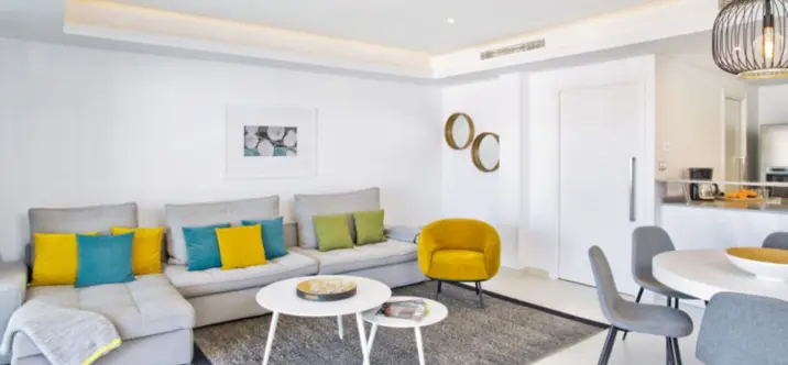 Short-term rent of townhouse in The Golden Mile 1