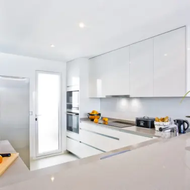 Short-term rent of townhouse in The Golden Mile