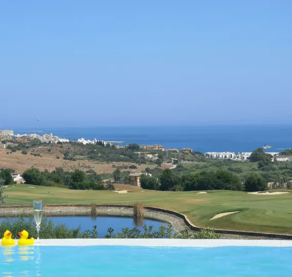 Краткосрочная аренда  отдельно стоящей виллы в Estepona