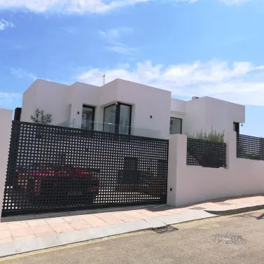 Alquiler a corto plazo de villa independiente en Estepona