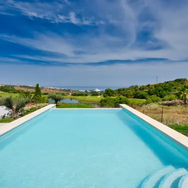 Alquiler a corto plazo de villa independiente en Estepona